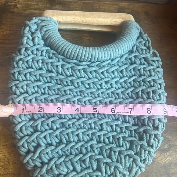 A New Day Blue Macrame/Crocheted Handbag Purse with Wood Handles - Picture 4 of 13
